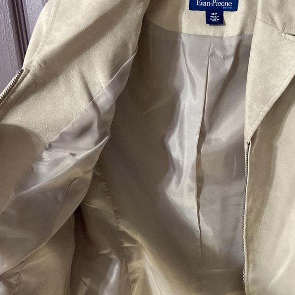 Vintage Evan Picone Size 8 Petite Cream Jacket - Picture 7 of 9